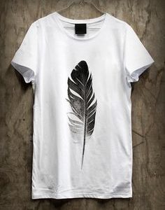 Feather Graphic Design T-shirt ZK01