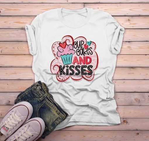 Cupcakes & Kisses TShirt EL