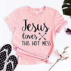 Jesus Loves Tshirt EL24J0