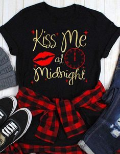 Kiss Me At Midnight Tshirt EL29J0