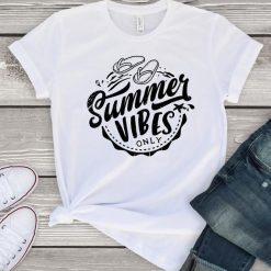 Summer Vibes Only Tshirt EL22J0