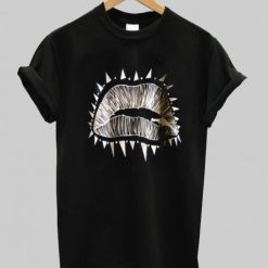 lips rolled up T shirt