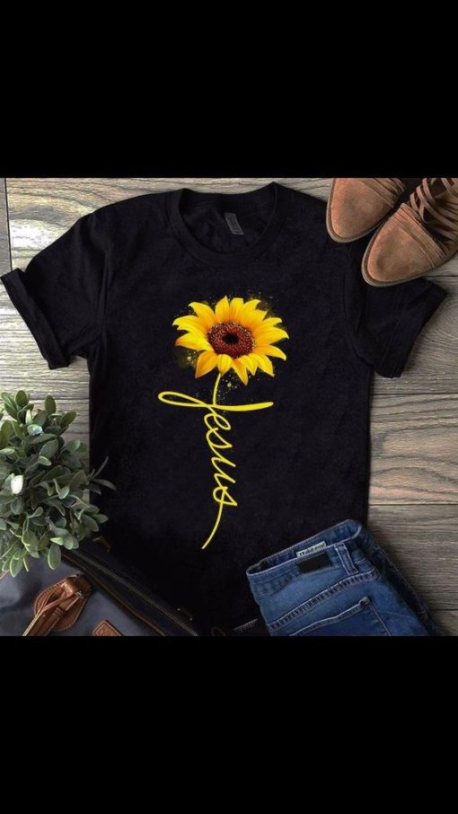 JESUS FLOWER TSHIRT