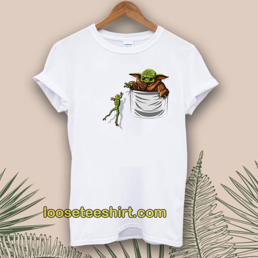 Pocket Baby Yoda Hunting Frog Star Wars T-Shirt